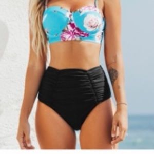 CUPSHE bikini